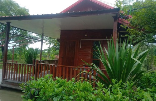 Nong Phai Cama Y Desayuno | The Green Vale B&B