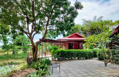 Nong Phai Cama Y Desayuno | The Green Vale B&B