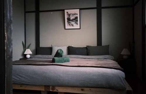 Myoko Cabina | The Greenhouse