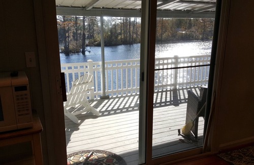 Brices Creek Casa | The Grey Goose (Waterfront) Histórico New Bern - Playa privada - ¡TRAIGA SU BARCO!