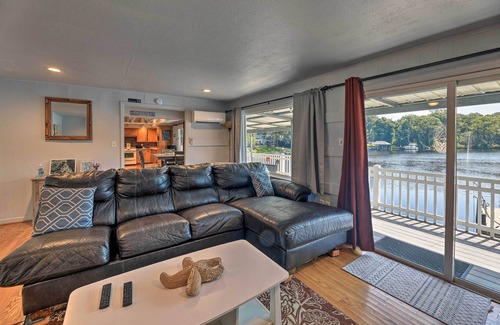 Brices Creek Casa | 'The Grey Goose': Waterfront Home with Beach