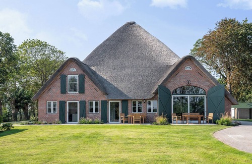 Westerhever Casa | The "Groote Tofthof" - a country house under thatch.