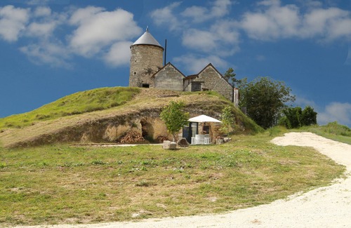 Noyers-sur-Cher Casa | La gruta del molino.