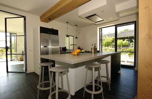Erlecom Apartamento | ¡La planta baja de una granja de lujo bellamente renovada!