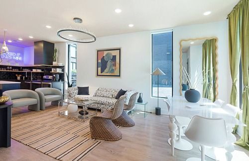 Music Row Apartamento | The Grove #11 by AvantStay | Private Patio+Near DT