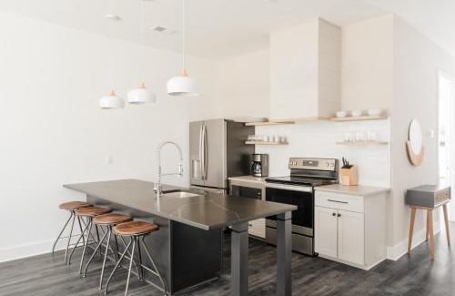 Music Row Apartamento | The Grove by AvantStay Stylish Group Stay with Private Bathrooms
