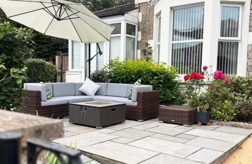 Grove Park Village Cabina | The Grove