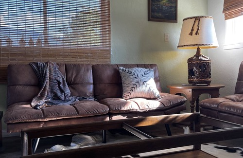 Arlee Casa | The Guest House at The Russian Olive