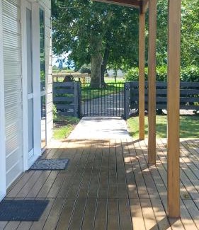 Te Teko Casa | THE GUEST HOUSE - Awakeri modern country cottage