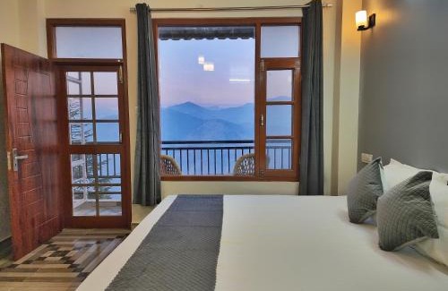 Kumharsain Casa | The Halt Narkanda - Rooms and Rooftop Cafe