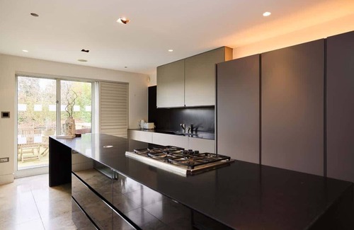 Garden Suburb Apartamento | The Hampstead Garden Hideaway