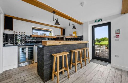 Wethersfield Casa | The Hare's Field, Wethersfield