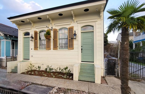 Faubourg Marigny Casa | NEW! The Harlot House w Salt Pool/Spa