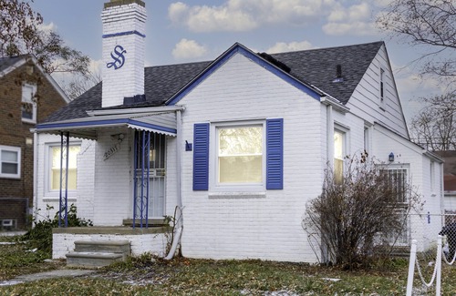 Harper Woods Casa | The Harperwood's Haven