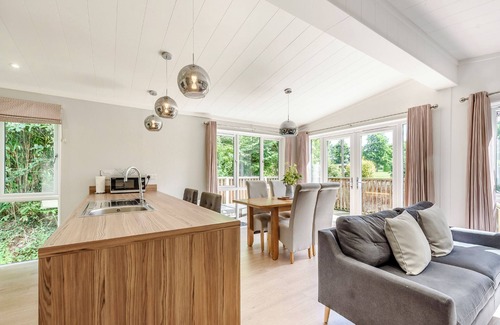 Narberth Chalet De Esquí | The Harrington Lodge