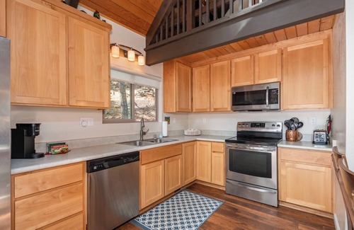 Glencoe Cabina | The Hatch- Lake Access
