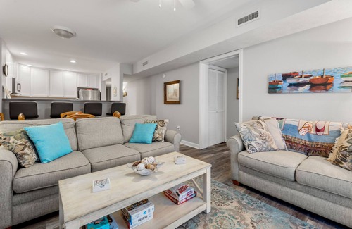 Ocean Sands Condominio | The Hawk's Nest: Renovated Condo | 700ft. to Beach