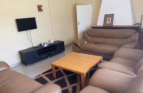 Harare Cama Y Desayuno | The Hawks Bed and Breakfast