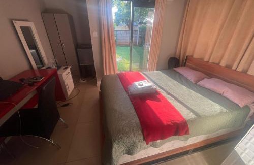 Harare Cama Y Desayuno | The Hawks Bed and Breakfast