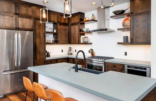 Century West Casa | The Hawks Nest