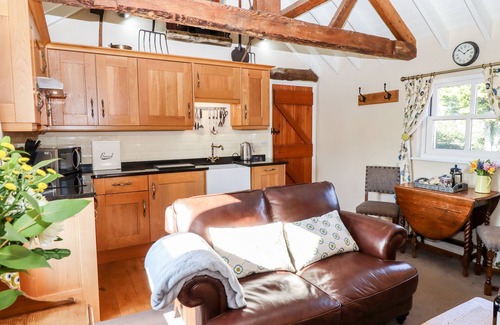Burgh le Marsh Cabaña | THE HAYLOFT, with a garden in Burgh Le Marsh