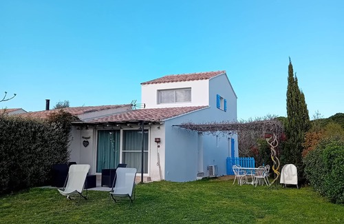 Saintes-Maries-de-la-Mer Apartamento | el corazón del Parque Natural de la Camarga, encantador apartamento con gran jardín