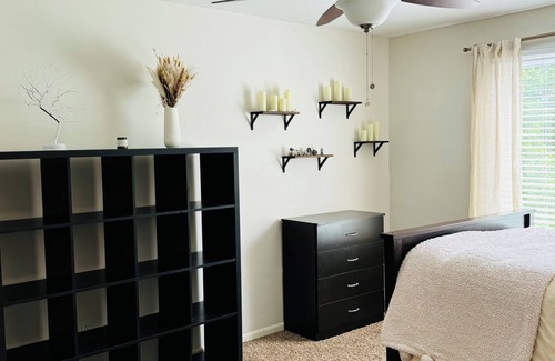 Overland Park Casa | The Heartland Haven: A Family Home