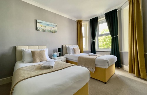 Bournemouth City Centre Hotel | The Hedley Townhouse