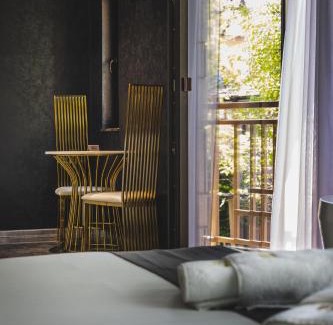 Plovdiv Center Apartamento | THE HIDDEN BANK: Silver Bullet