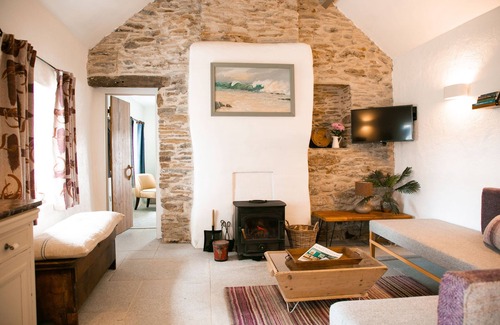 Glenties Cabaña | The Hidden Cottage, Ardara, Donegal.