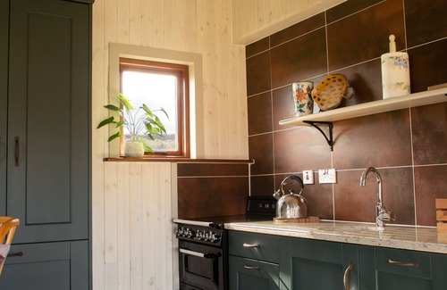 Glenties Cabina | The Hidden Lodge, Ardara, Donegal. F94 X3C1