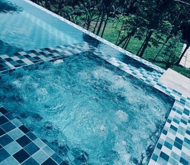 Lipa Casa | The Hidden Pearl Cabin - Lipa Scenic Nature Escape