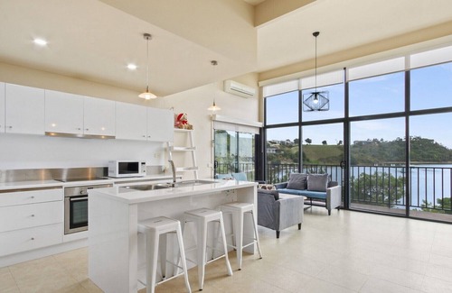 Kalimna Casa | The Hide Away - Lakes Entrance