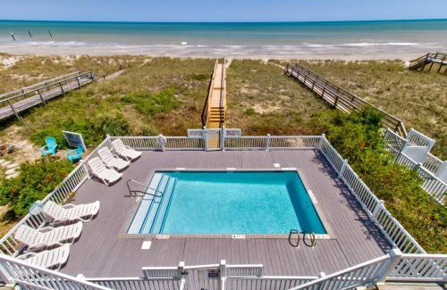 Carolina Beach Casa | The Hideaway A&B by Carolina Beach Realty