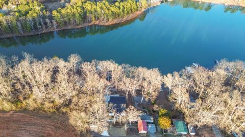 Townville Casa | The Hideaway at Lake Hartwell