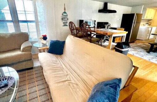 Myrtle Grove Casa | The Hideaway, Cozy pet friendly place to stay minutes to the beach.