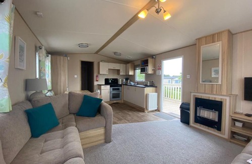 Cayton Bay Casa | The Hideaway