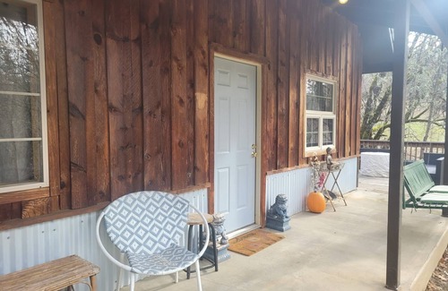 Weaverville Casa | The Hideaway on Little Browns Creek