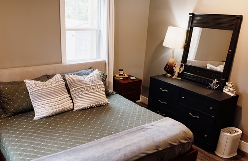 Siren Casa | The Hideaway /-/ Retreat on Clam lake