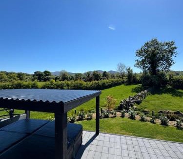 Newry Otro | The Hideout