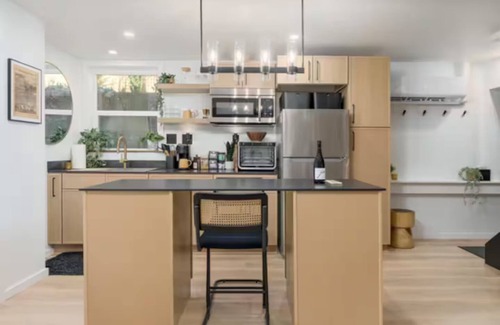 West Eugene Apartamento | The Hideout-MidCentury MidTown