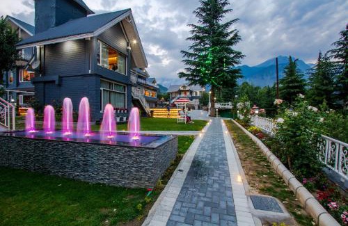 Manali Complejo | The Highland Park - A Truly River side Resort