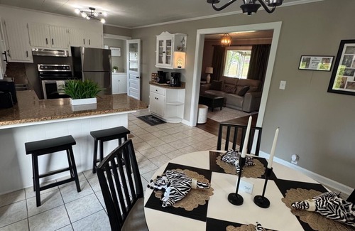 Hickory Casa | The Hildebran Hideaway is a Charming 2-bedroom in the countryside of Hickory, NC