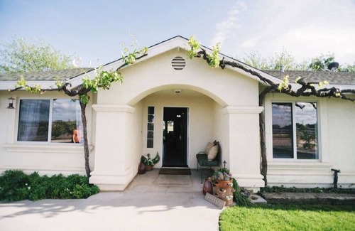 Paso Robles Casa | The Hillbilly Hideout
