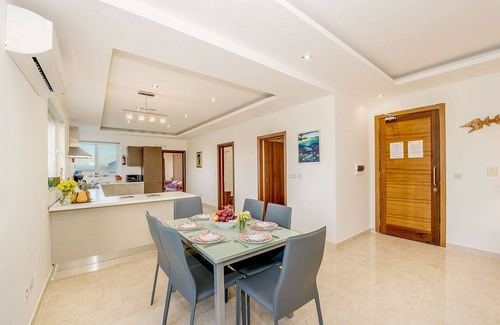 Marsalforn Apartamento | The Hillock Penthouse B17