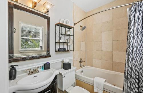 St. Petersburg Apartamento | The Hipster Studio in DTSP