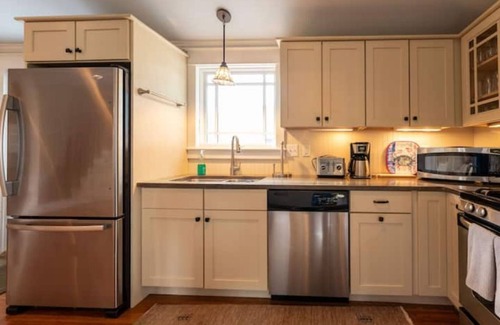 Manteo Casa | The Historic Austin House in Downtown Manteo