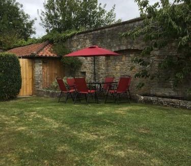 Midsomer Norton Casa | The Hole in the Wall, Midsomer Norton, Nr Bath & Longleat