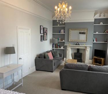Midsomer Norton Casa | The Hole in the Wall, Midsomer Norton, Nr Bath & Longleat