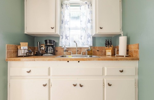 Seaview Casa | The HollyHock Cottage - a coastal themed beach getaway, The HollyHock Cottage - a coastal themed get